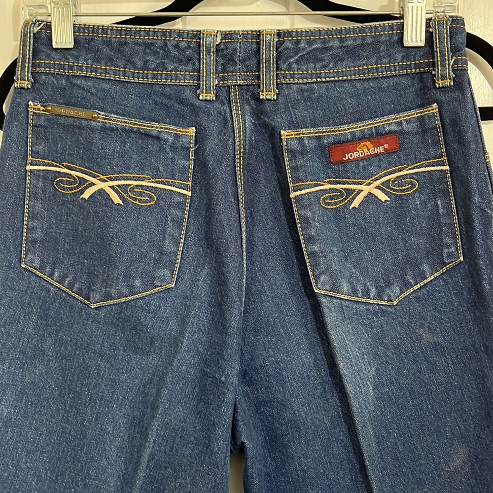 Vintage Jordache dark wash straight leg blue jeans. Size 32 long. 30” inseam. - Picture 2 of 8